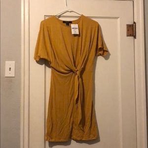 Super cute mustard yellow dress!